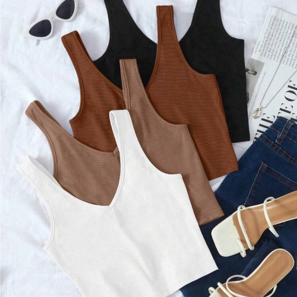 Stylish Women's Sleeveless Crop Tops - Black, Brown, White lot of 4 - Picture 1 of 1